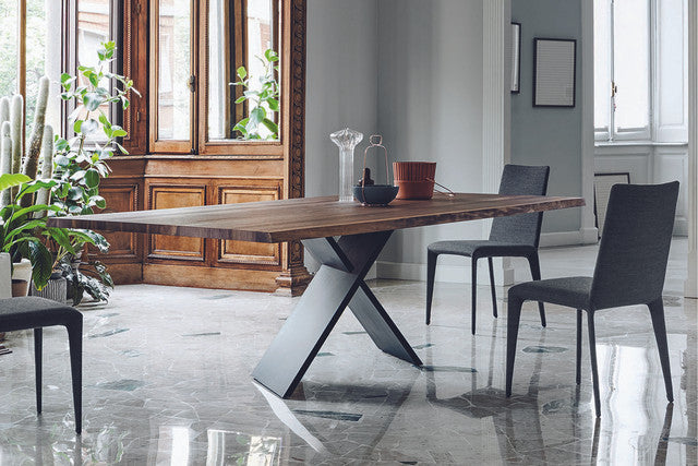 AX Dining Table