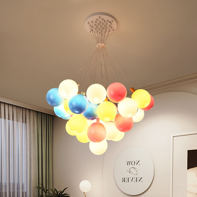 Nordic Acrylic  Decoration  Modern Balloon Chandelier