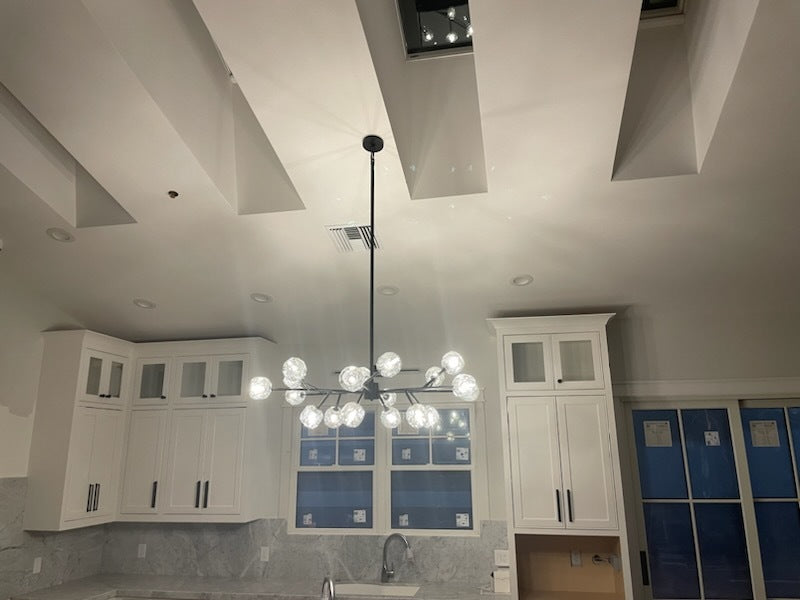 Balle De Round Chandelier 24"