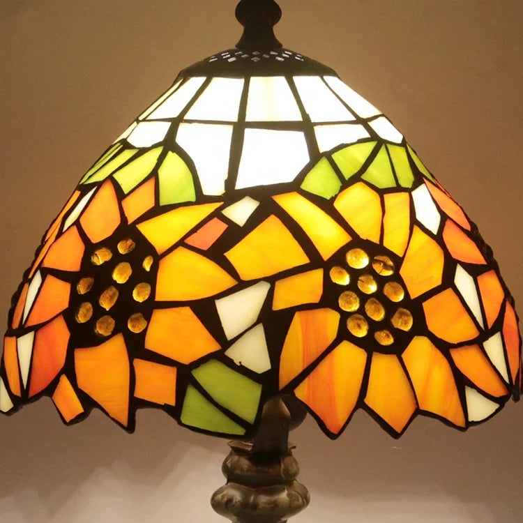 Sunflower Tiffany Style table lamp Antique Desk Lamps