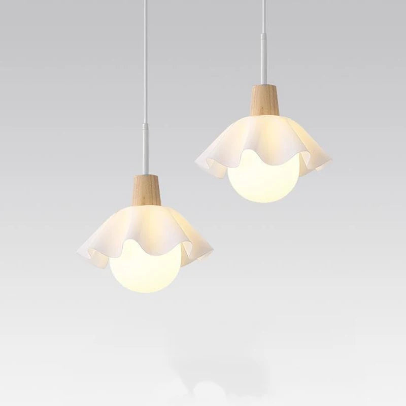 Nordic Flower Pendant Lights Modern Hanging Lamp for Dining Room