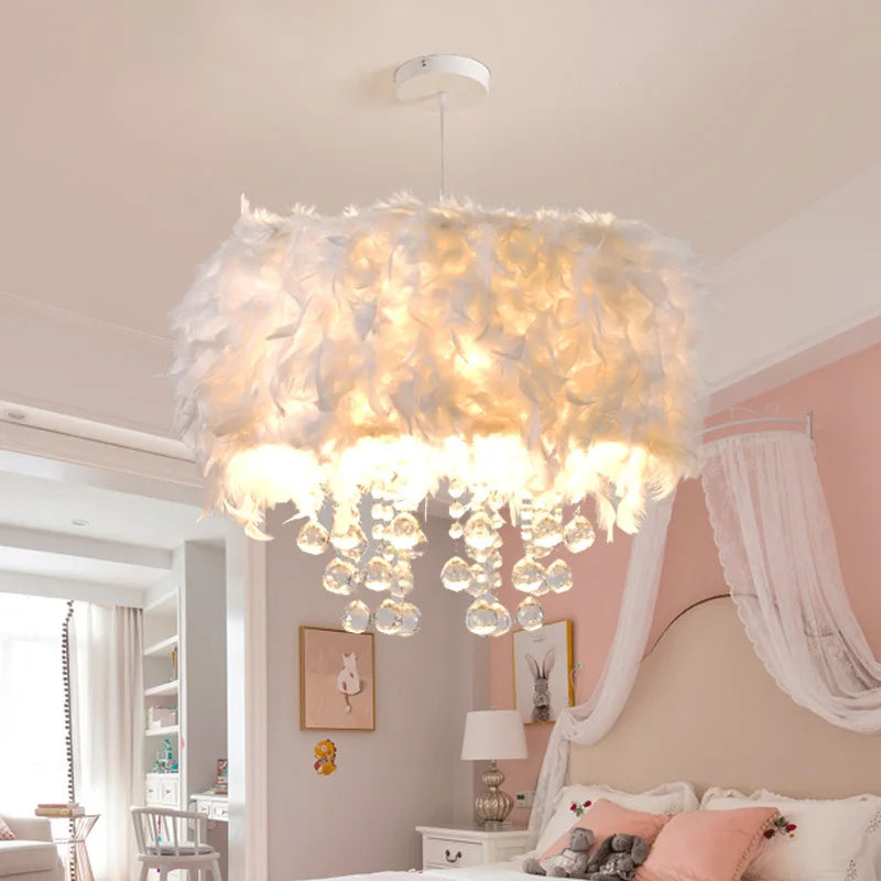 Nordic Modern Simple Feather Chandelier Creative Living Room Bedside