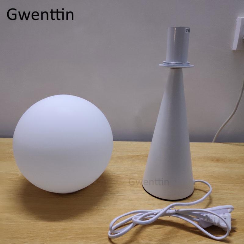 Quinn - Cone Table Lamp