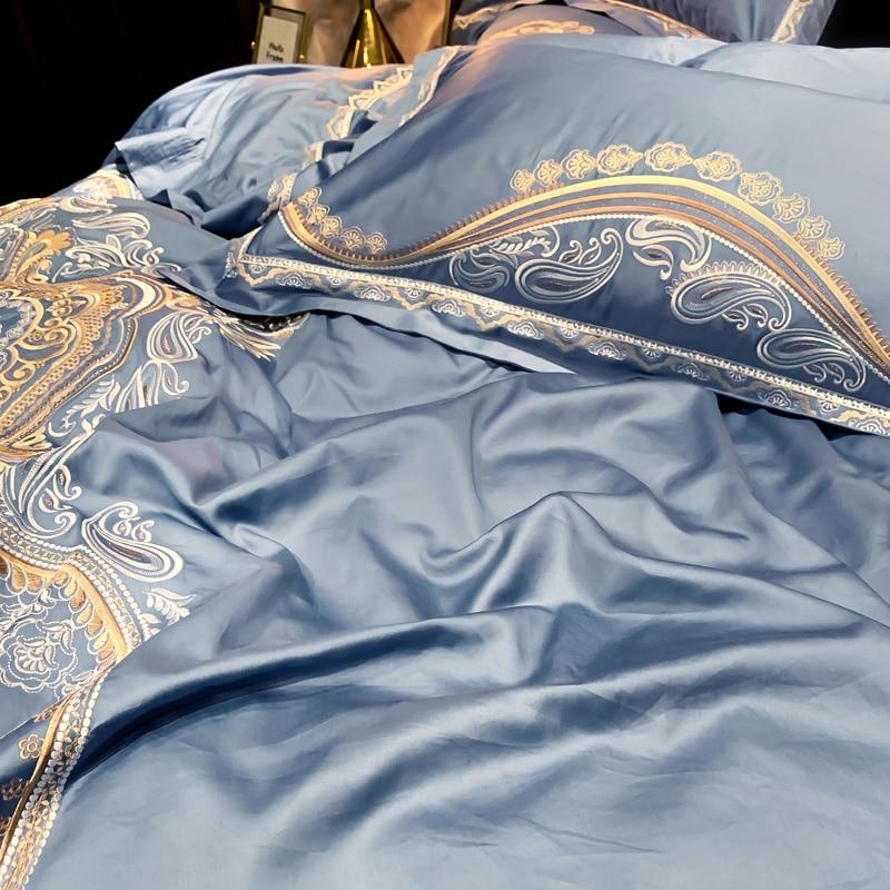 Periwinkle Embroidery Duvet Set