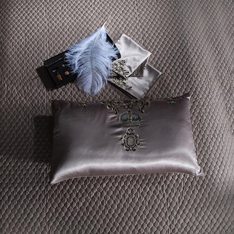 King Ivory Bedding set