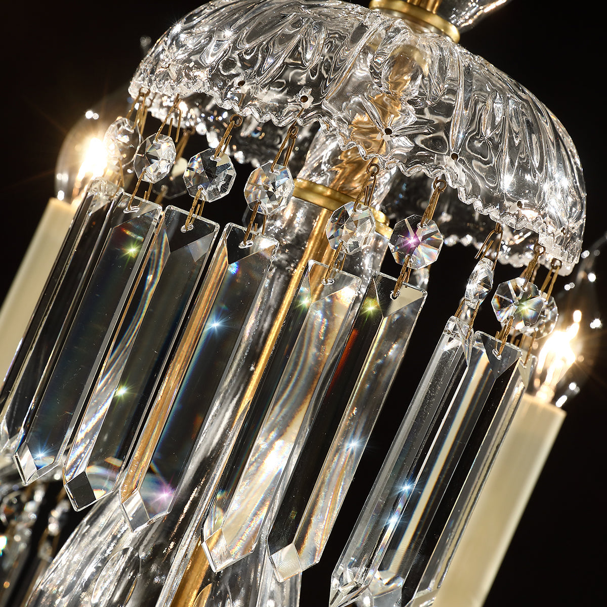 Beautiful vintage design crystal chandelier W 24″