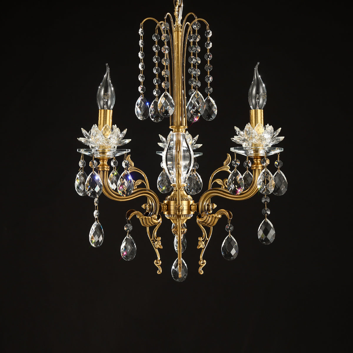 Beautifully crafted crystal brass chandelier W 18″