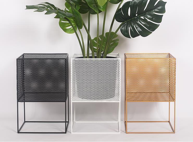 Zane - Modern Nordic Iron Mesh Planter Box